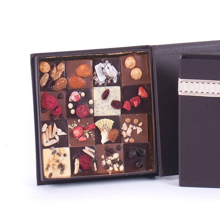 01300076_dany-kolekcia-rucne-robenych-cokolad-110g-t16