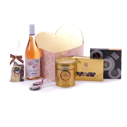 03000153_darcekovy-box-srdce-tri-ruze