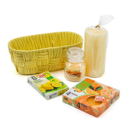 03000281_darcekovy-pruteny-zlty-kosik-sviecky