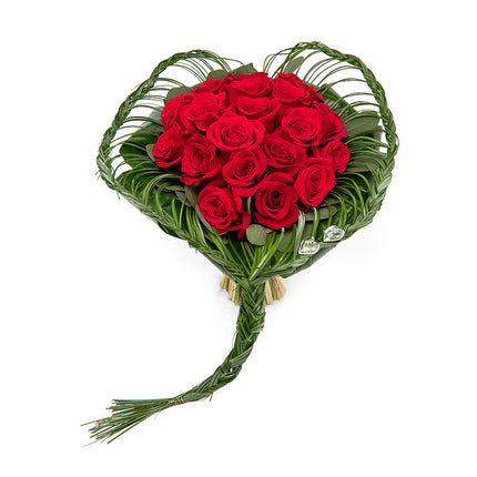 03000589_elite-cervene-ruze-v-pletenom-srdci