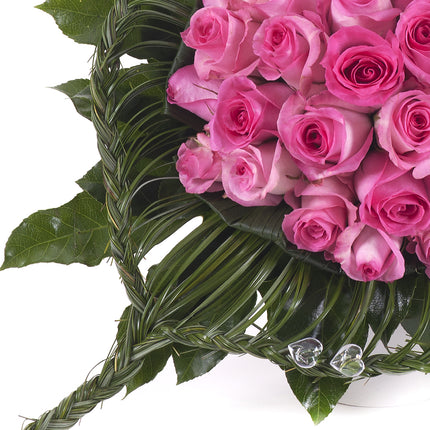 03000611_elite-ruzove-ruze-v-pletenom-srdci