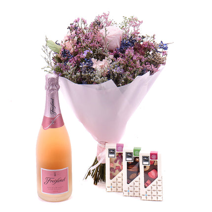 03000931_irigo-susena-kytica-preparovane-ruze-monalisa-pink-champagne-freixenet-a-cokolada