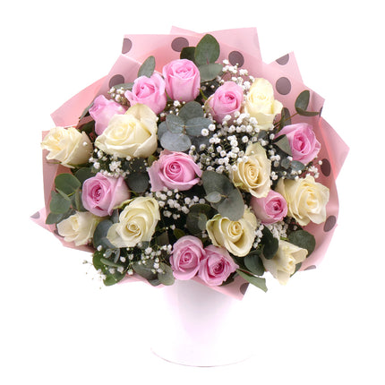 03001501_sweet-biele-a-ruzove-ruze-s-eukalyptom