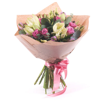 03001504_sweet-biele-amarylisy-ruzove-ruze