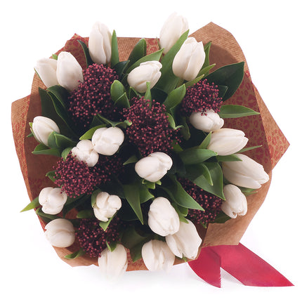 03001515_sweet-biele-tulipany-skimmia