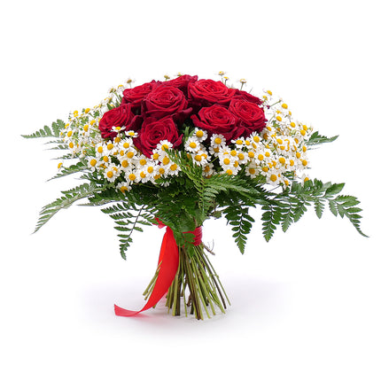 03001547_sweet-cervene-ruze-s-kamilkami