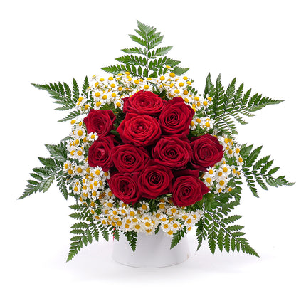 03001547_sweet-cervene-ruze-s-kamilkami