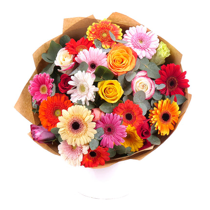 03001591_sweet-farebne-ruze-a-gerbery