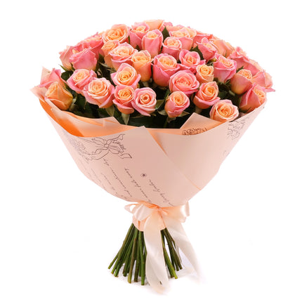 03001625_sweet-marhulove-ruze-miss-piggy