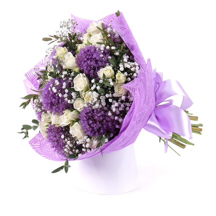 03001627_sweet-modre-allium-a-trsove-biele-ruze