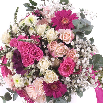 03001663_sweet-ruzove-ruze-a-gerbery-s-gypsomilkou