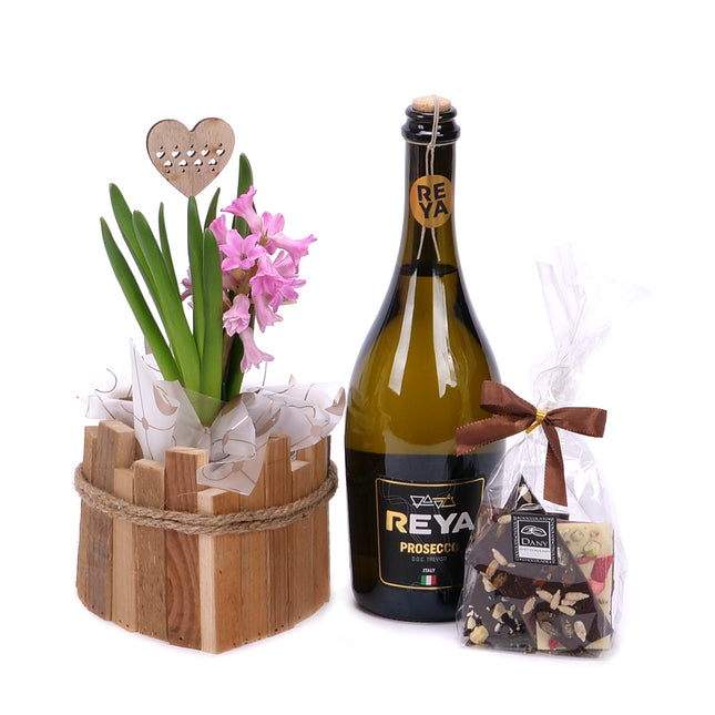 03001840_darcekovy-set-hyacint-v-drevenom-srdci-prosecco-reya-a-cokolada