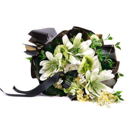 03001891_irigo-smutocna-kytica-zelena-magnolia-ruze-a-clematis