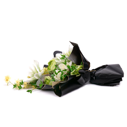 03001891_irigo-smutocna-kytica-zelena-magnolia-ruze-a-clematis