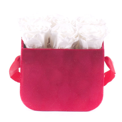 03100591_in-eterno-cerveny-zamatovy-box-s-biele-ruze