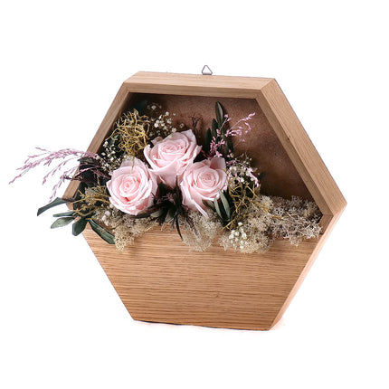 03100677_in-eterno-dreveny-hexagon-ruzove-ruze-mach-na-zavesenie
