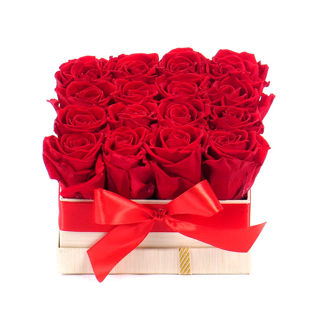 03100708_in-eterno-kremovy-box-stvorec-m-16-cervenych-ruzi