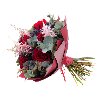 03101410_sweet-cervene-ruze-astilbe-a-eryngium