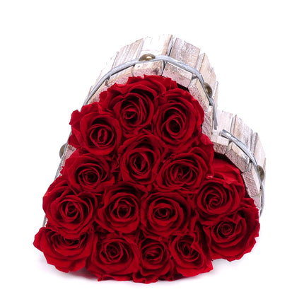 10000243_in-eterno-drevene-srdce-15-cervenych-ruzi