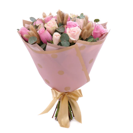 Sweet ružové ruže lagurus