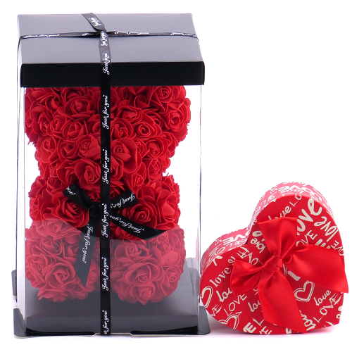 Macko červený z ruží a darčekový box love