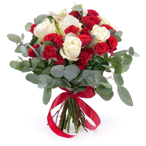 Sweet červené a biele ruže eukalyptus