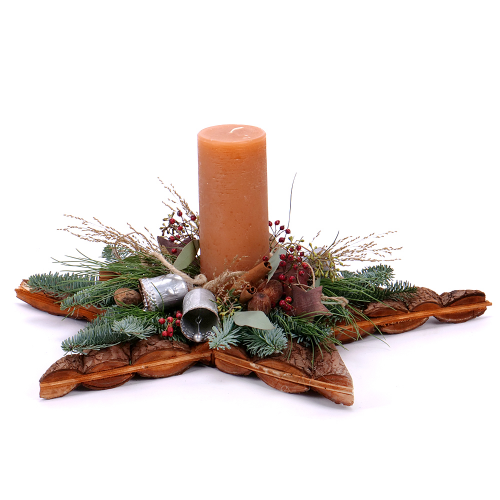 Aranžmán drevená hviezda hnedá sviečka 2