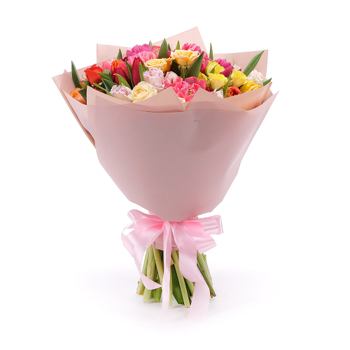 Sweet farebné tulipány a trsové ruže