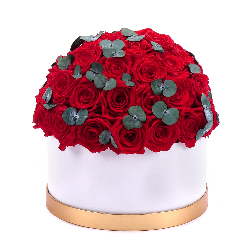 In eterno biely okrúhly box "XL" 43 červených ruží eukalyptus